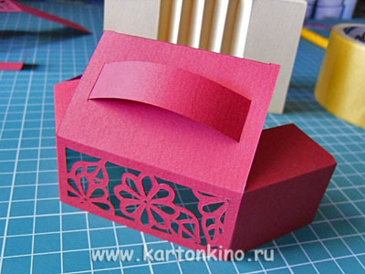 Гармошка из бумаги (подарочная коробочка)