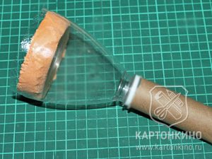 Школьный колокольчик из конфет
